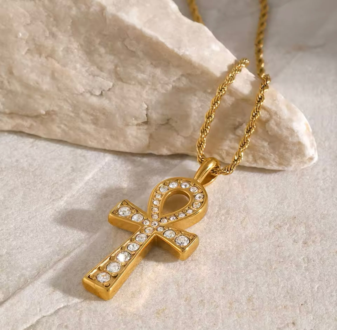 Collier Croix Minimaliste – Acier Inoxydable