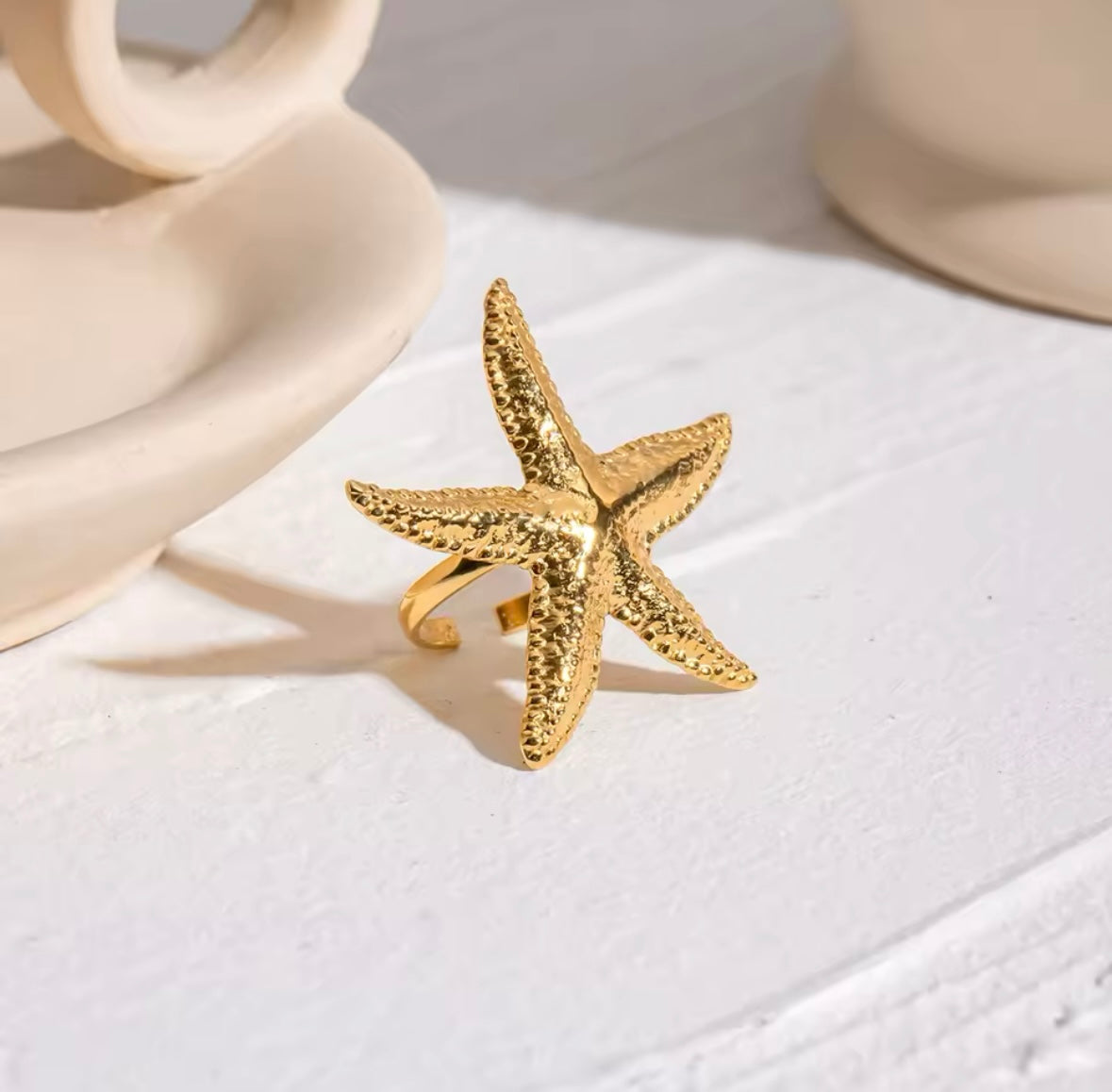 Bague Étoile de Mer en Or – Bague Réglable Empilable d’Été – Bijou Parfait pour les Vacances
