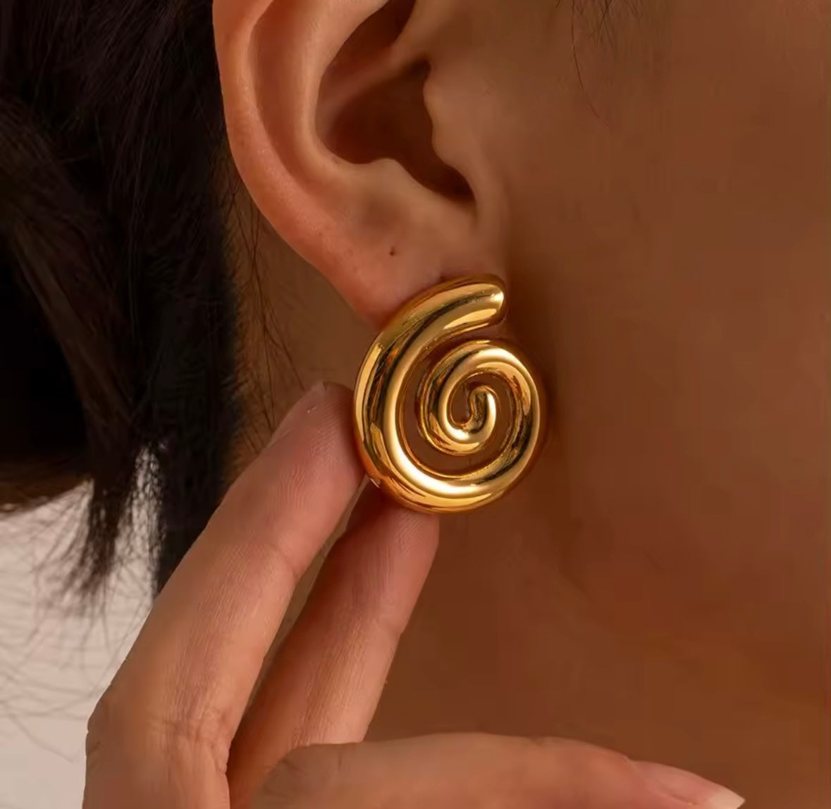Greek Spiral Earrings – 18K Gold Plated Stainless Steel – Elegant and Timeless Jewelry