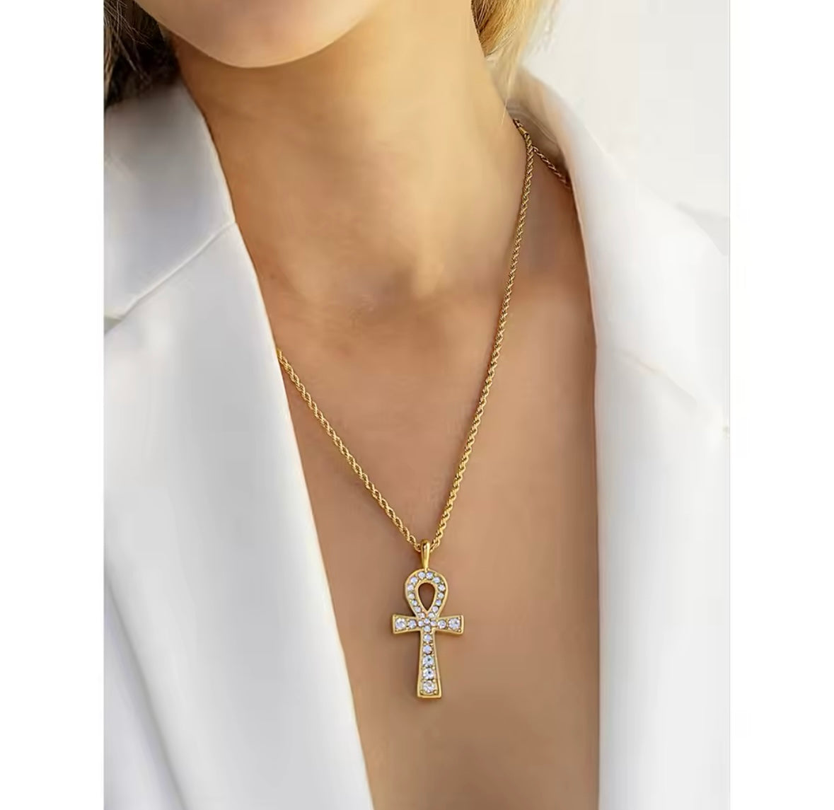 Collier Croix Minimaliste – Acier Inoxydable