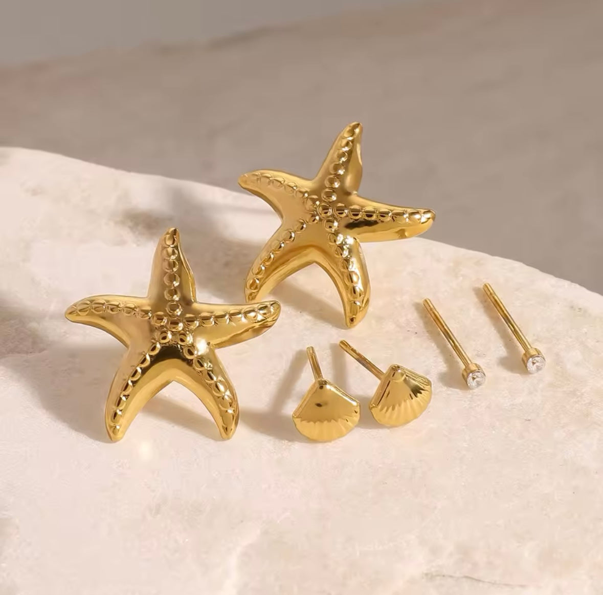 Set di orecchini a forma di stella marina – acciaio inossidabile dorato