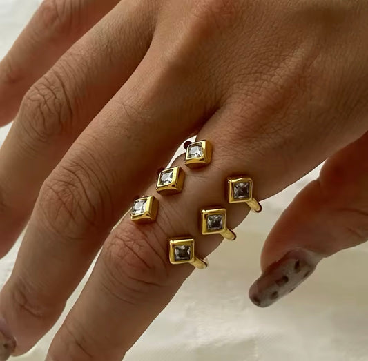 Bague en Acier Inoxydable Diamant Trois Couches – Anneau Empilable Irrégulier avec Zircon, Accessoire Élégant pour Femmes